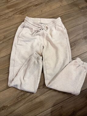 TNA Cozy Aritzia sweatpant joggers women’s size 2xs